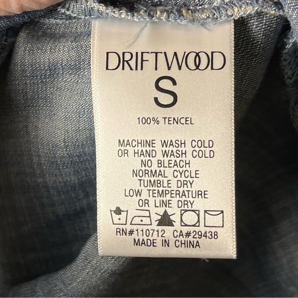 Sundance Driftwood Auger Falls Chambray Denim Floral Embroidered Shirt — Sz S - Picture 12 of 12